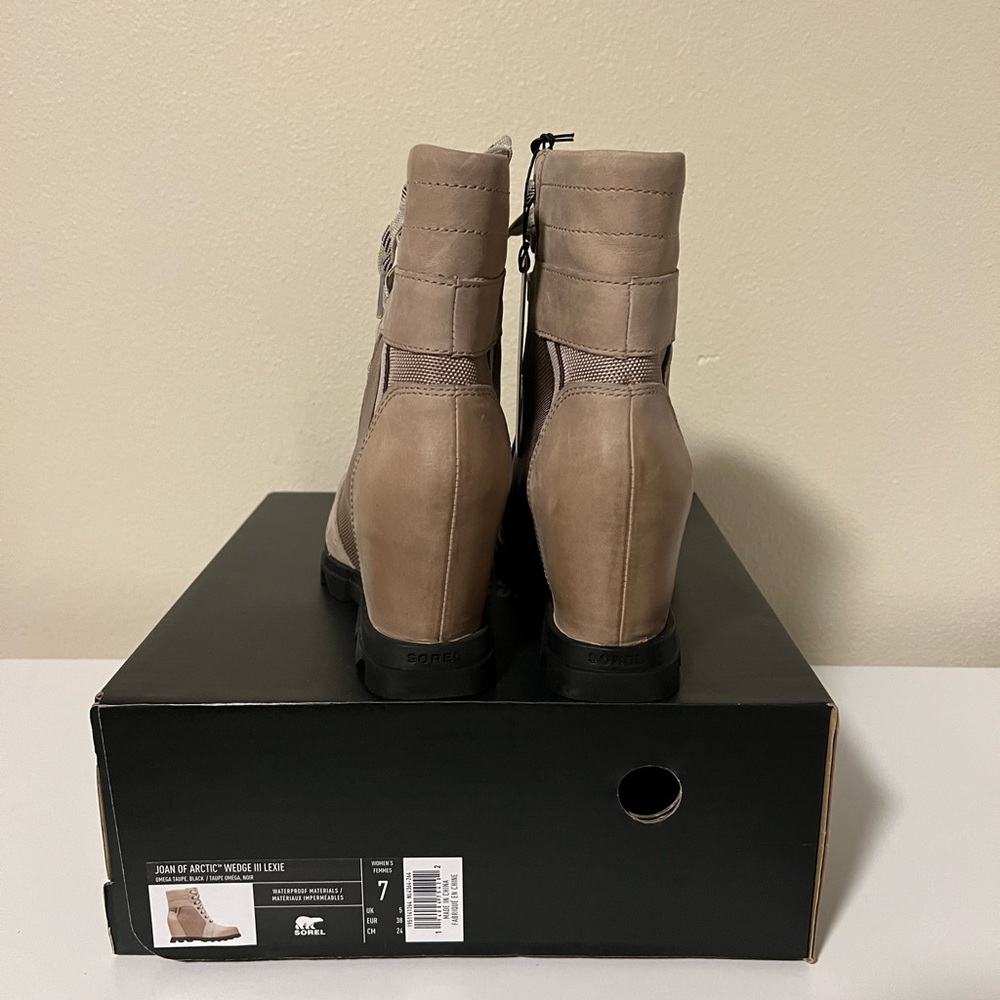 Sorel Joan of Arctic Wedge III Lexie Boot — Waterproof Leather Boots- NO BOX - Picture 9 of 11